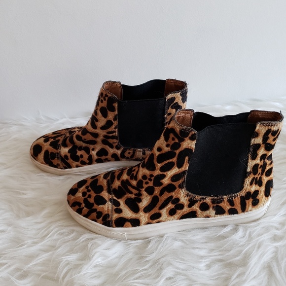 🥳 HP 🥳 Steve Madden Sneakers - Picture 5 of 6